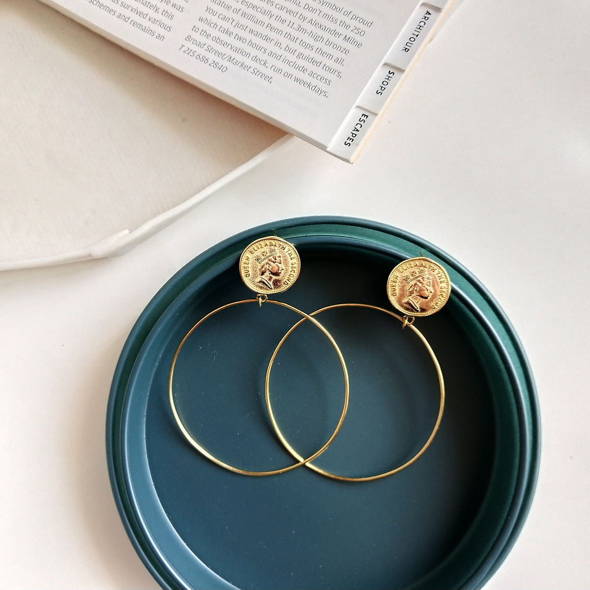 Queen Hoop Earrings, INS Style Gold Dangle Earrings