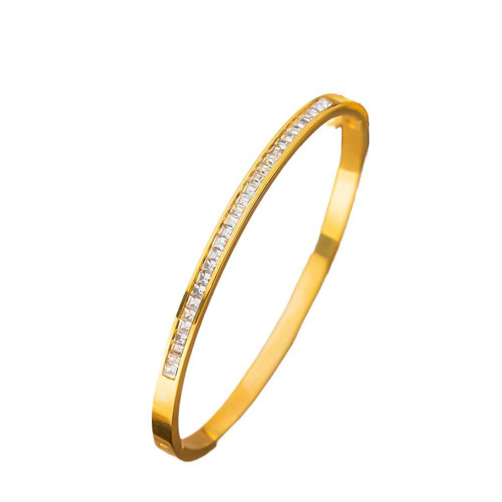 Round Bracelet