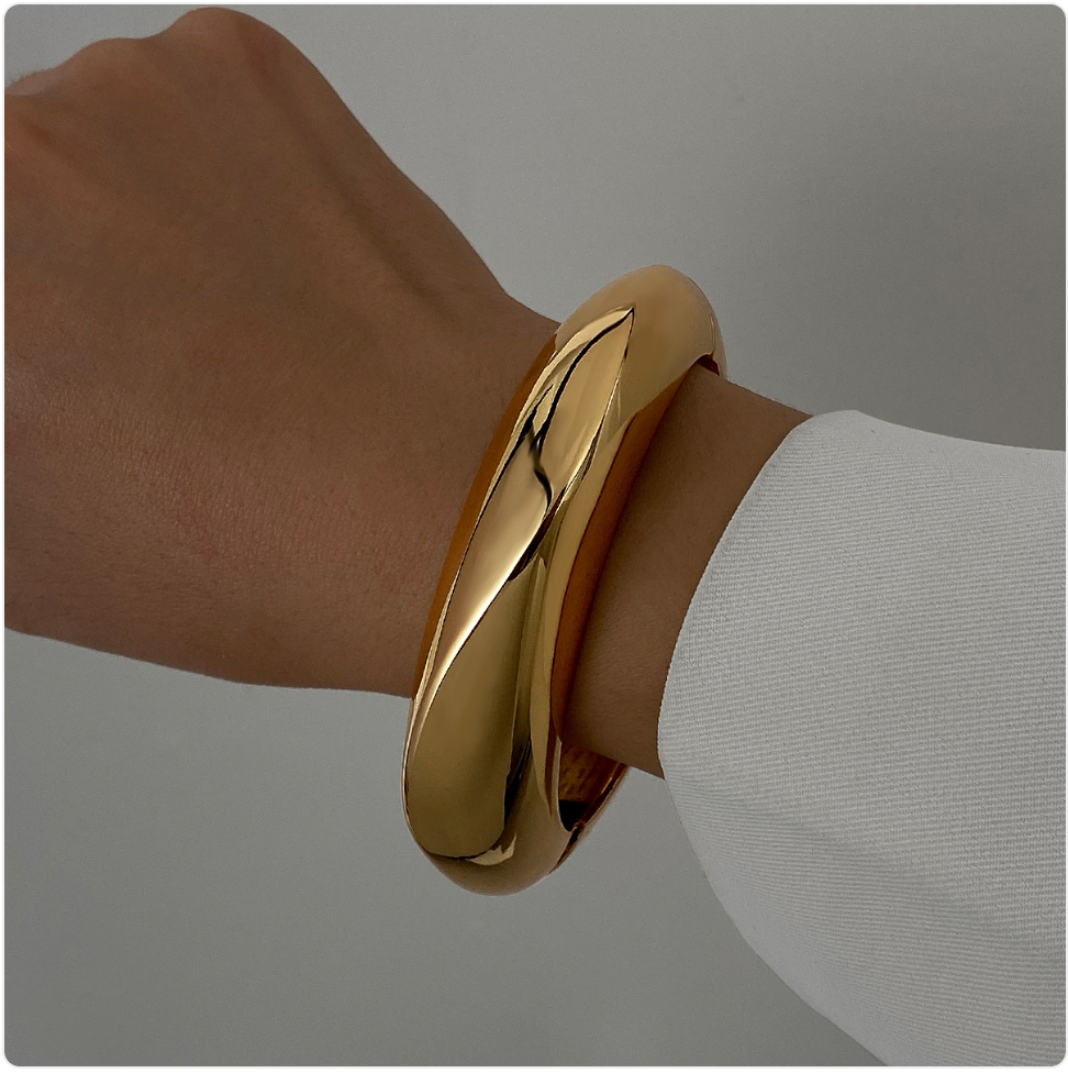 Glossy Metal Bracelet