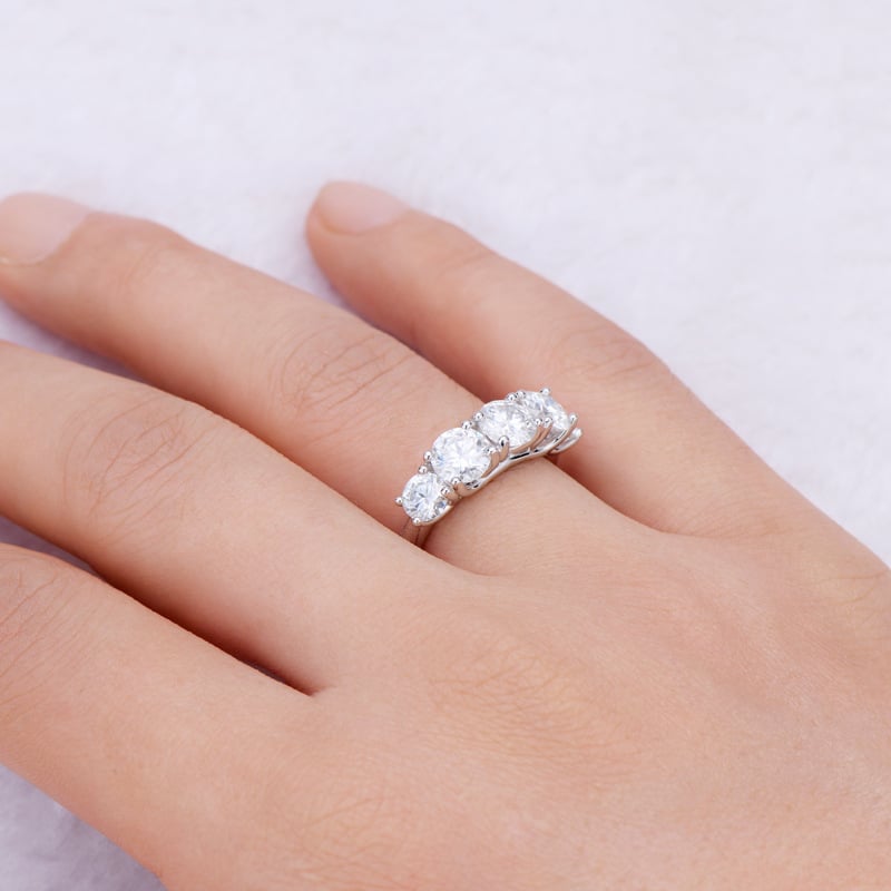 Light Luxury Ins Style Moissanite Ring in 925 Silver